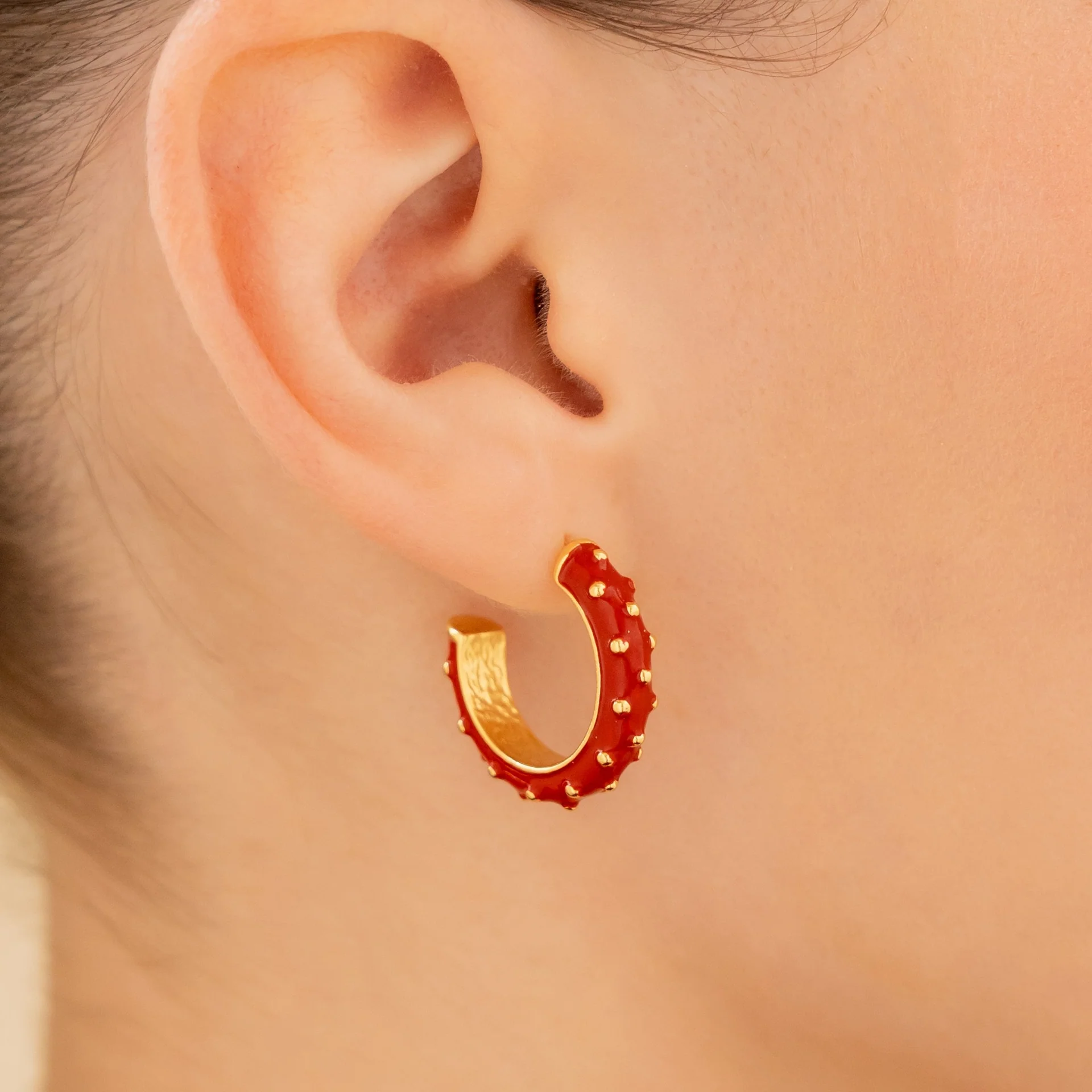Argollas Puntos Rojo