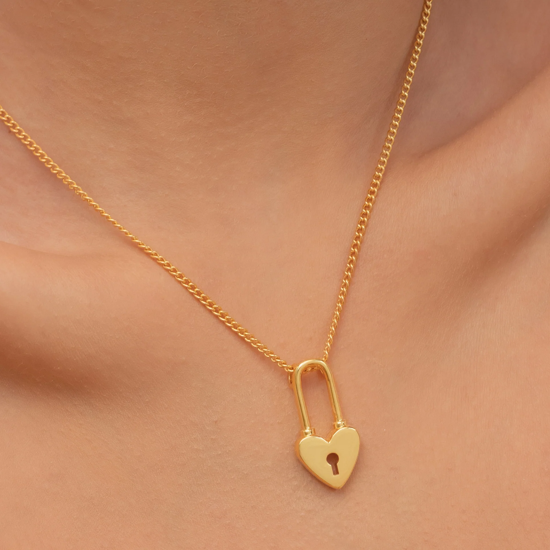 Collar Corazón Candado Gold + Aretes