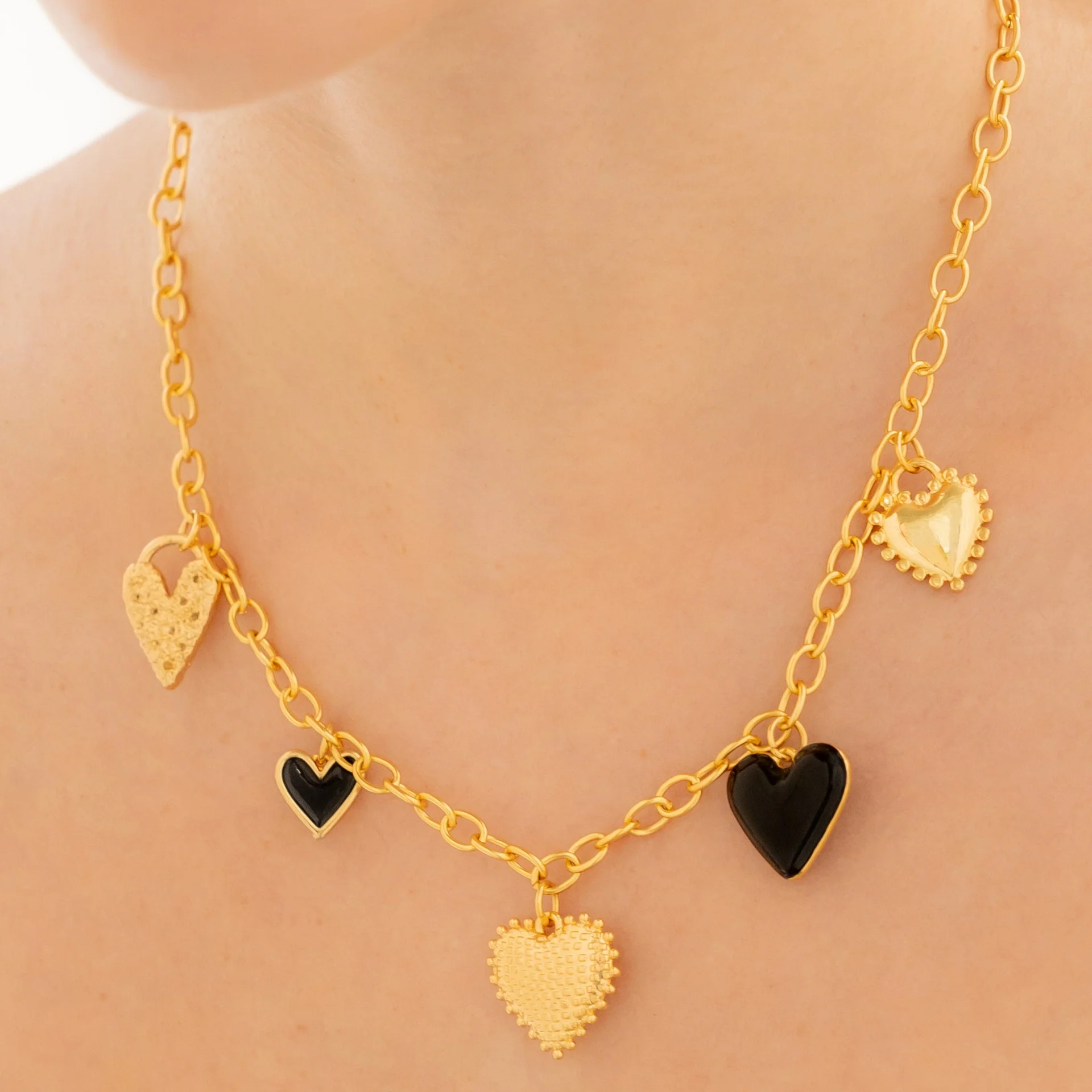 [321413] Collar Multicharms Corazones + Aretes
