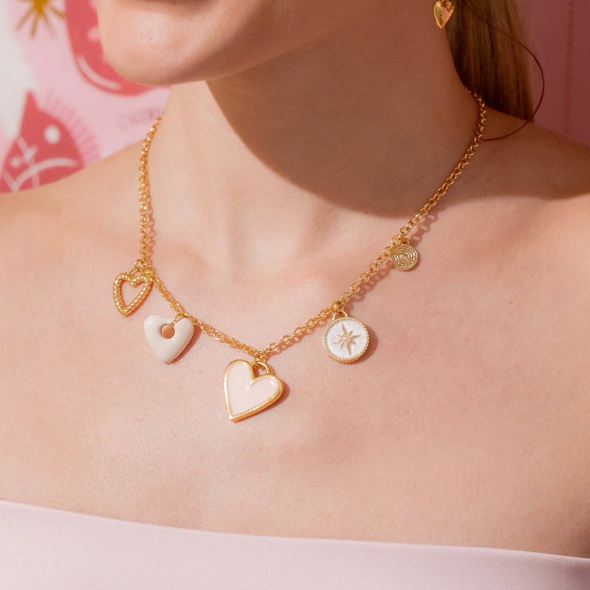 [321456] Multicharms Corazones Nude + Aretes