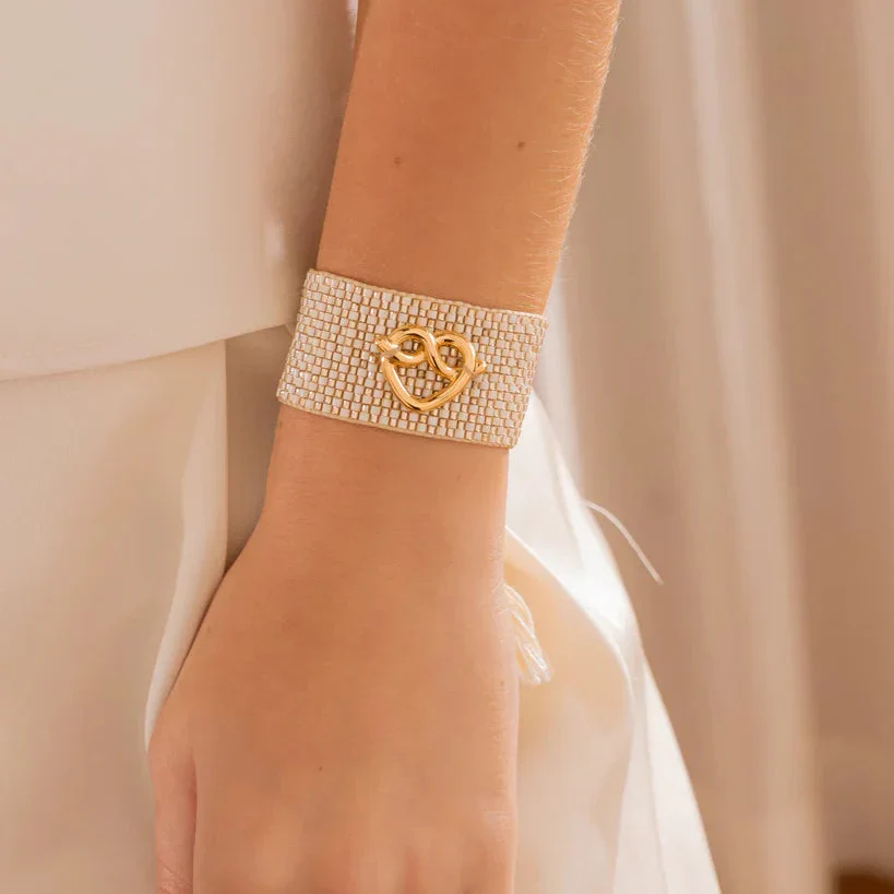 Pulsera Tejida Corazón Lazo Bold + Aretes