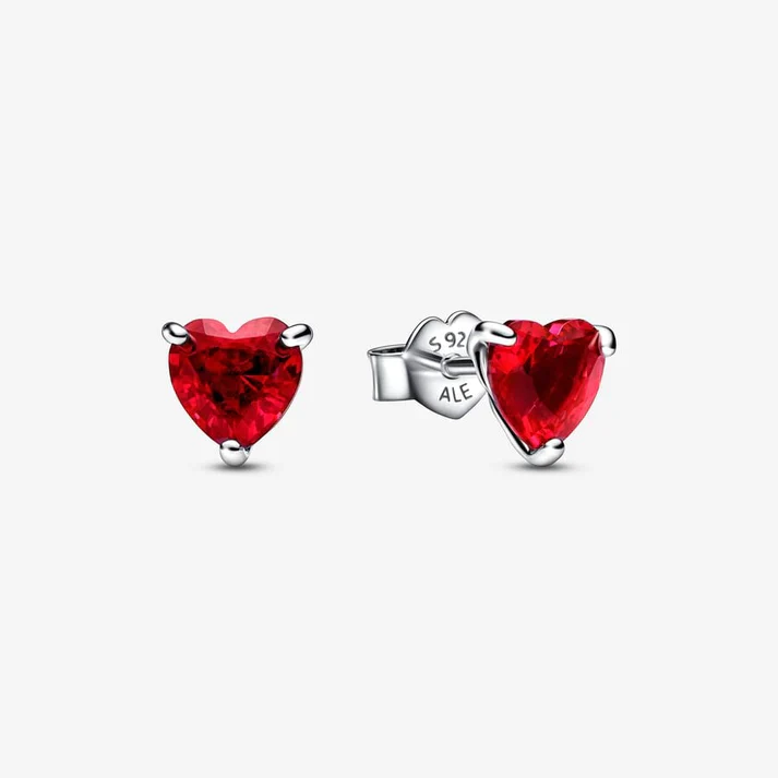 [621] Red Heart Stud