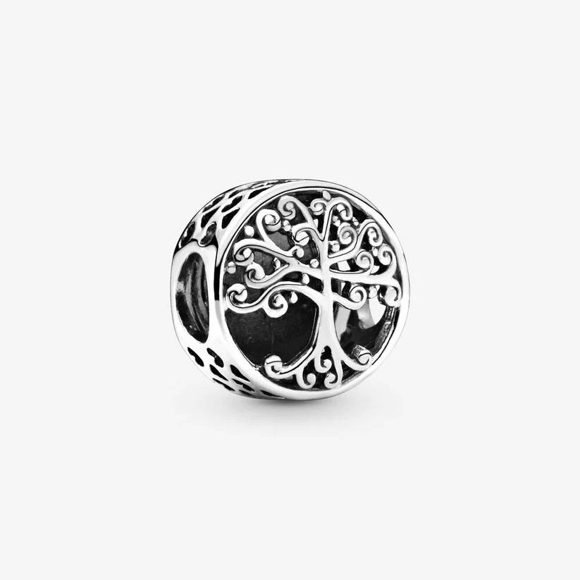 [689] Family Roots Charm