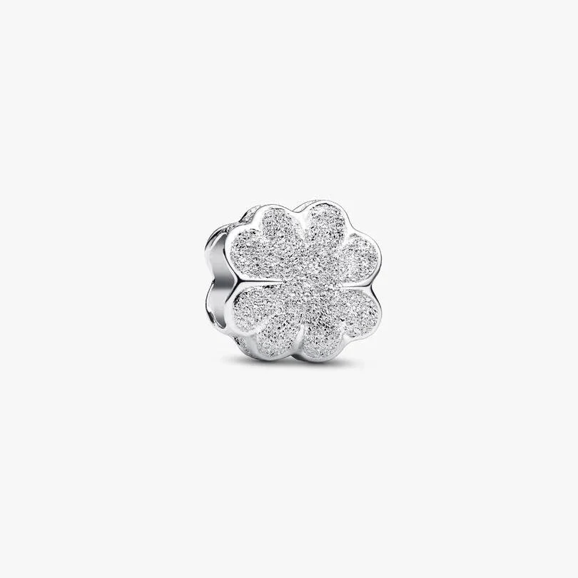 Textured Clover Mini